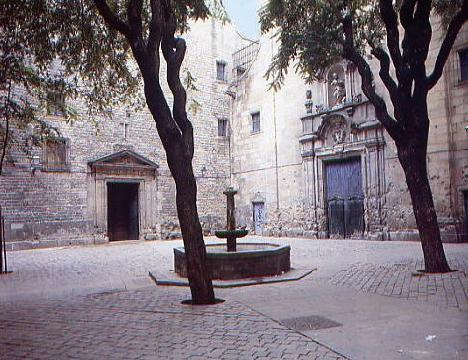 Plaza de San Felipe Neri Plaza de San Felipe Neri