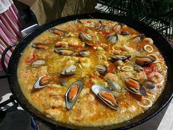 Comer paella en Valencia