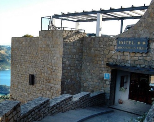Hotel Arco de la Villa. Zahara de la Sierra (Cádiz)