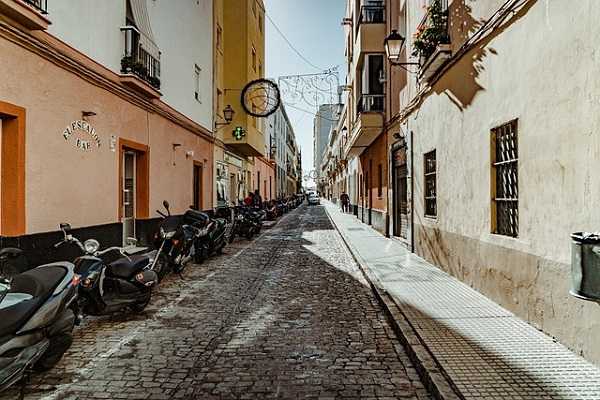 Calle San Félix barrio de la Viña