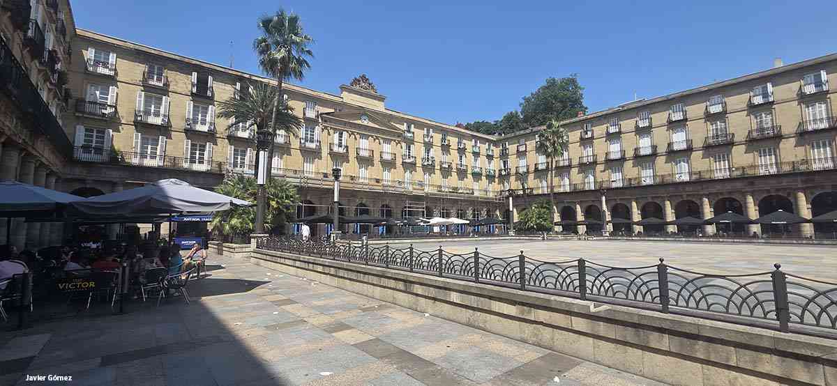 plaza nueva de bilbao 01